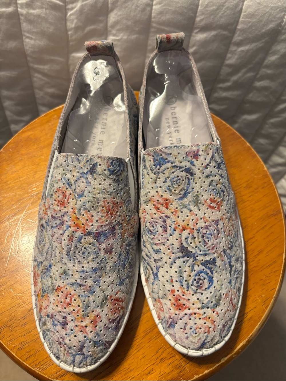 Bernie Mev TW98 Slip-On Women's Comfort Shoes Floral Memory Foam US 8 UK 38